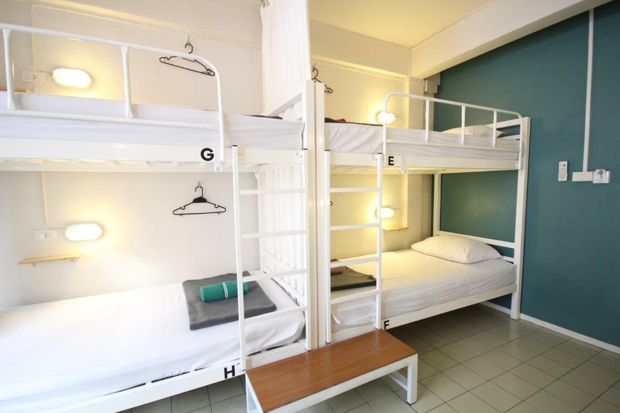 Need Sleep Hostel Bangkok Buitenkant foto