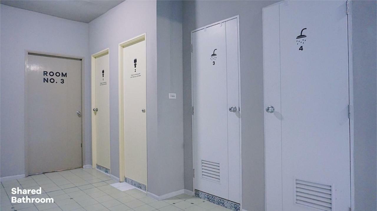 Need Sleep Hostel Bangkok Buitenkant foto